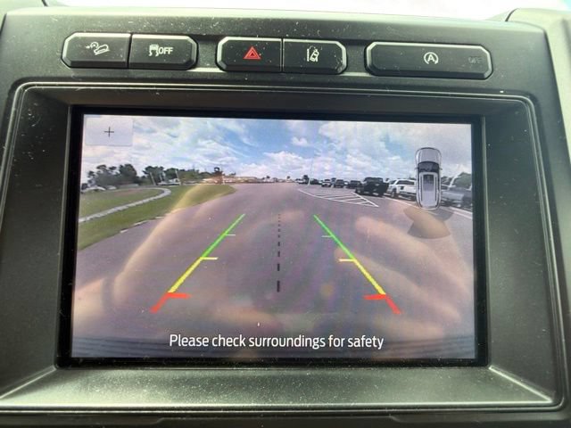 Used 2020 Ford Expedition XLT w/ Equipment Group 202A AWD/4WD image 34