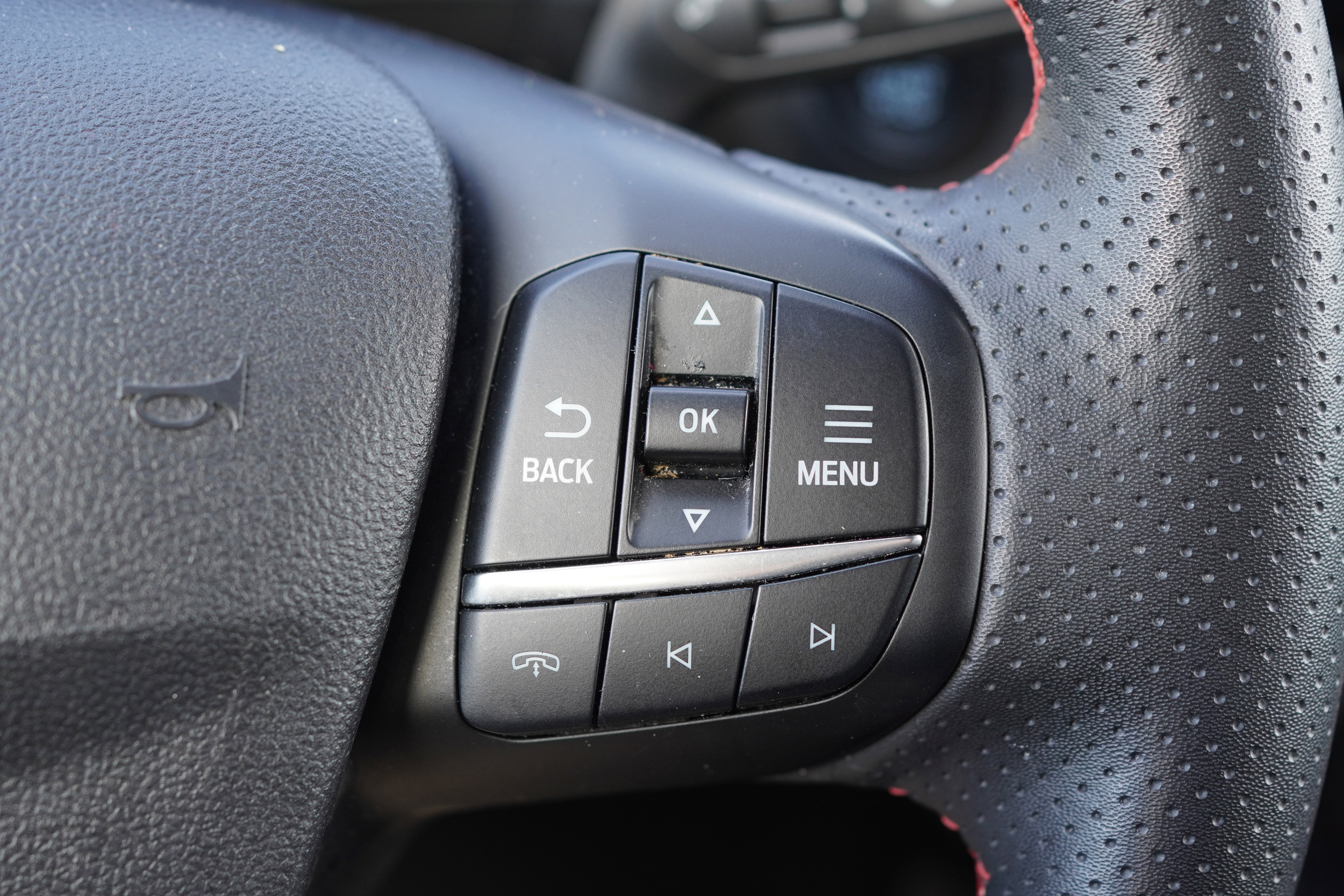 Used 2024 Ford Escape ST-Line image 36