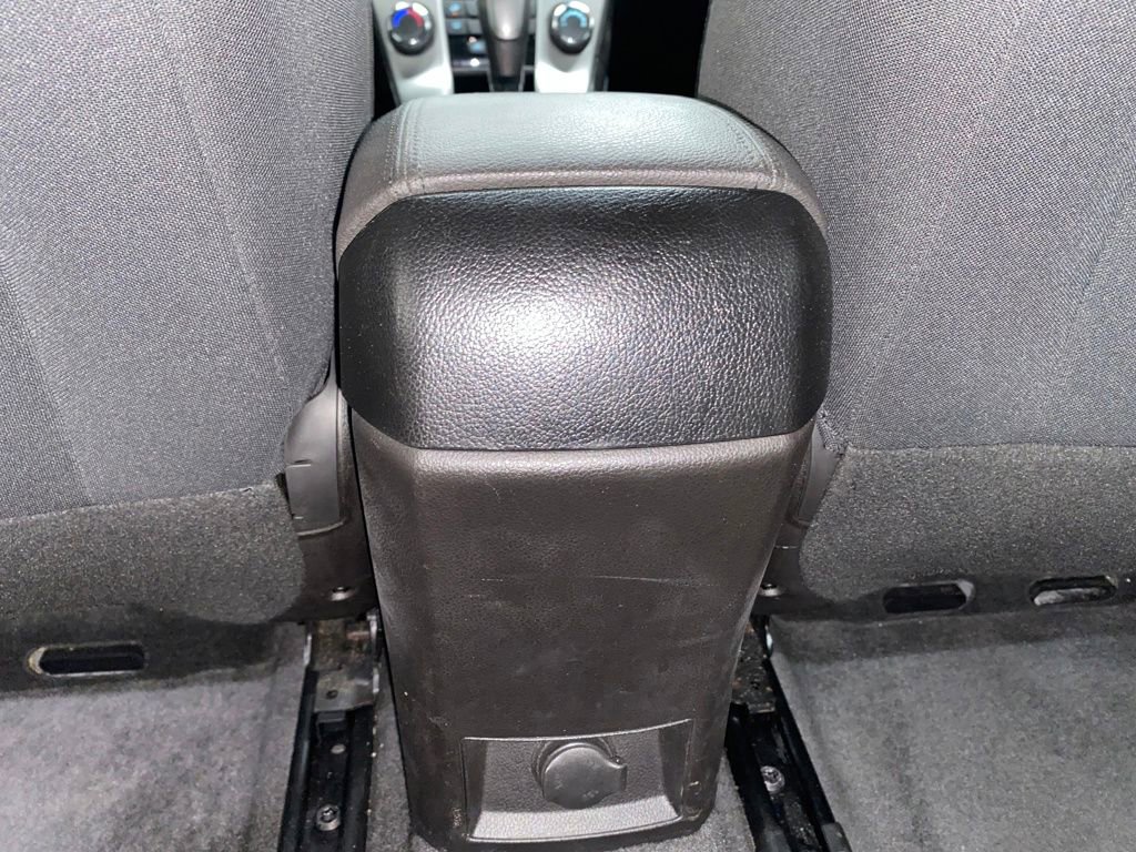 Used 2016 Chevrolet Cruze LT w/ Technology Package image 19