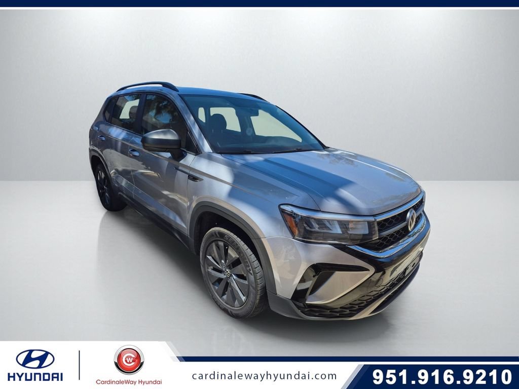 Used 2022 Volkswagen Taos S FWD image 1