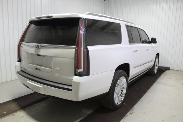 Used 2018 Cadillac Escalade ESV Platinum image 6