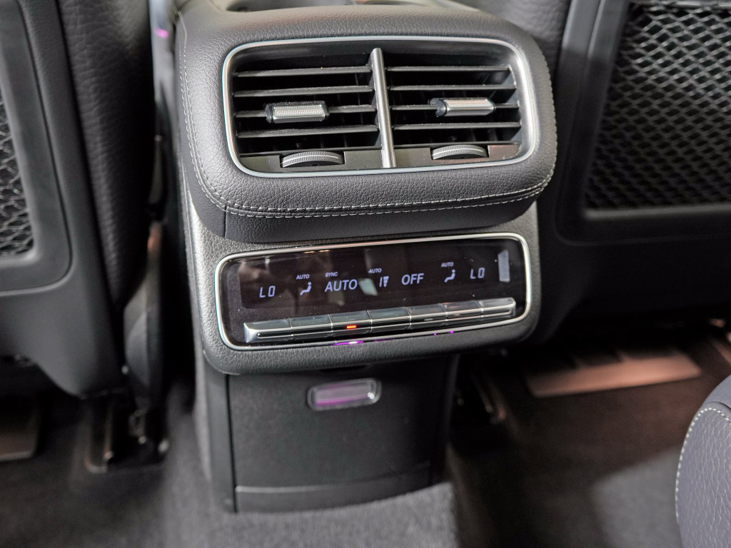 Certified 2024 Mercedes-Benz GLS 580 4MATIC image 34