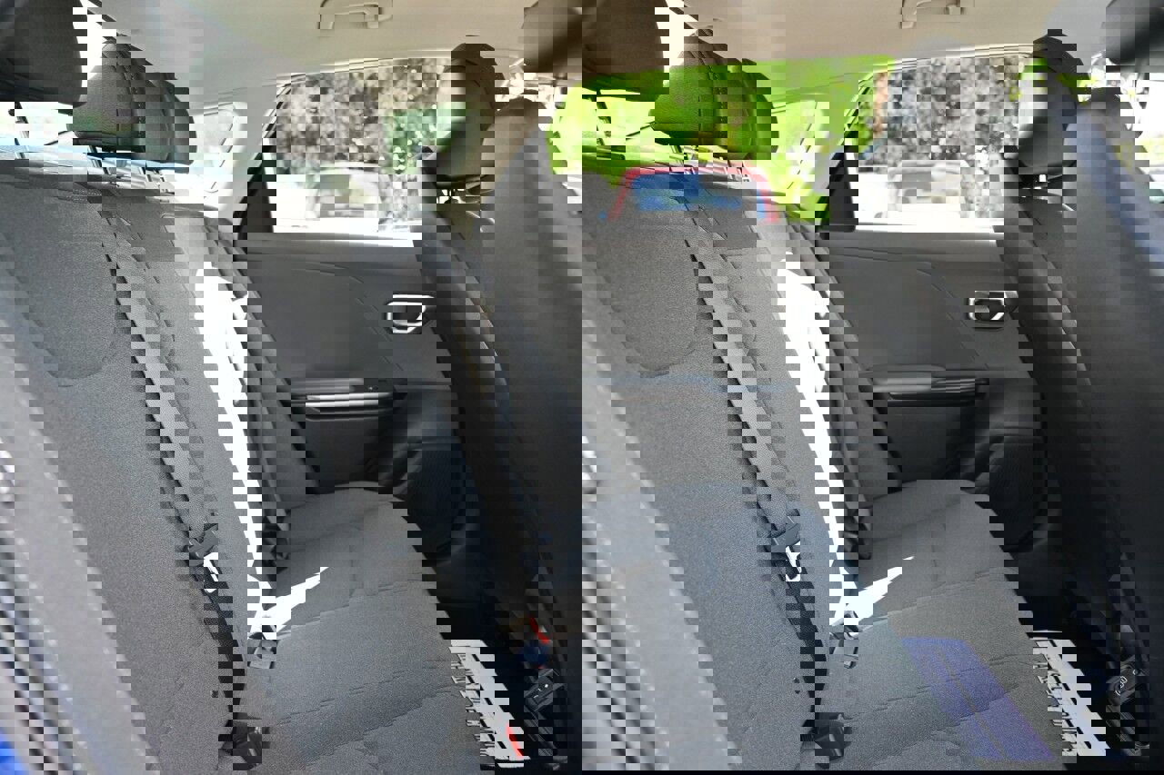 Used 2025 Kia K4 LXS image 14