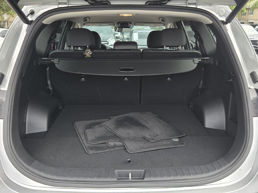 Certified 2023 Hyundai Santa Fe SEL AWD/4WD image 14