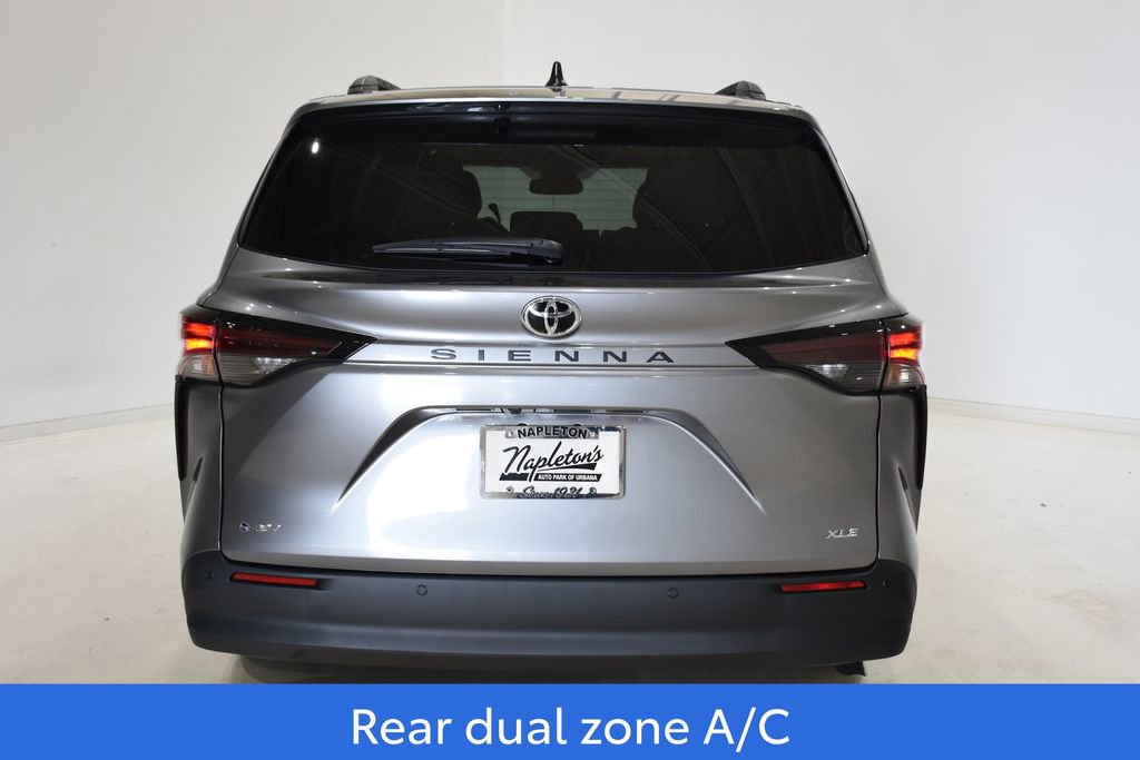 New 2026 Toyota Sienna XLE FWD image 5