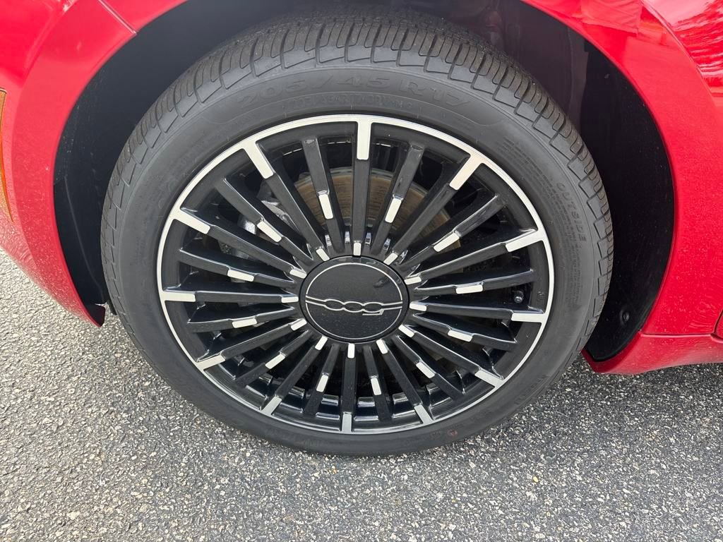 New 2024 FIAT 500 e (RED) image 11
