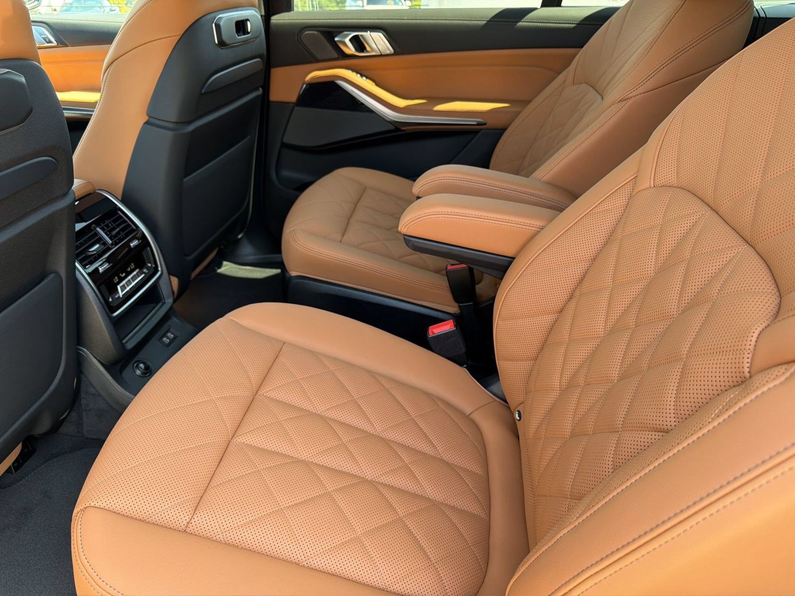 New 2027 BMW X7 xDrive40i w/ Executive Package AWD/4WD image 22