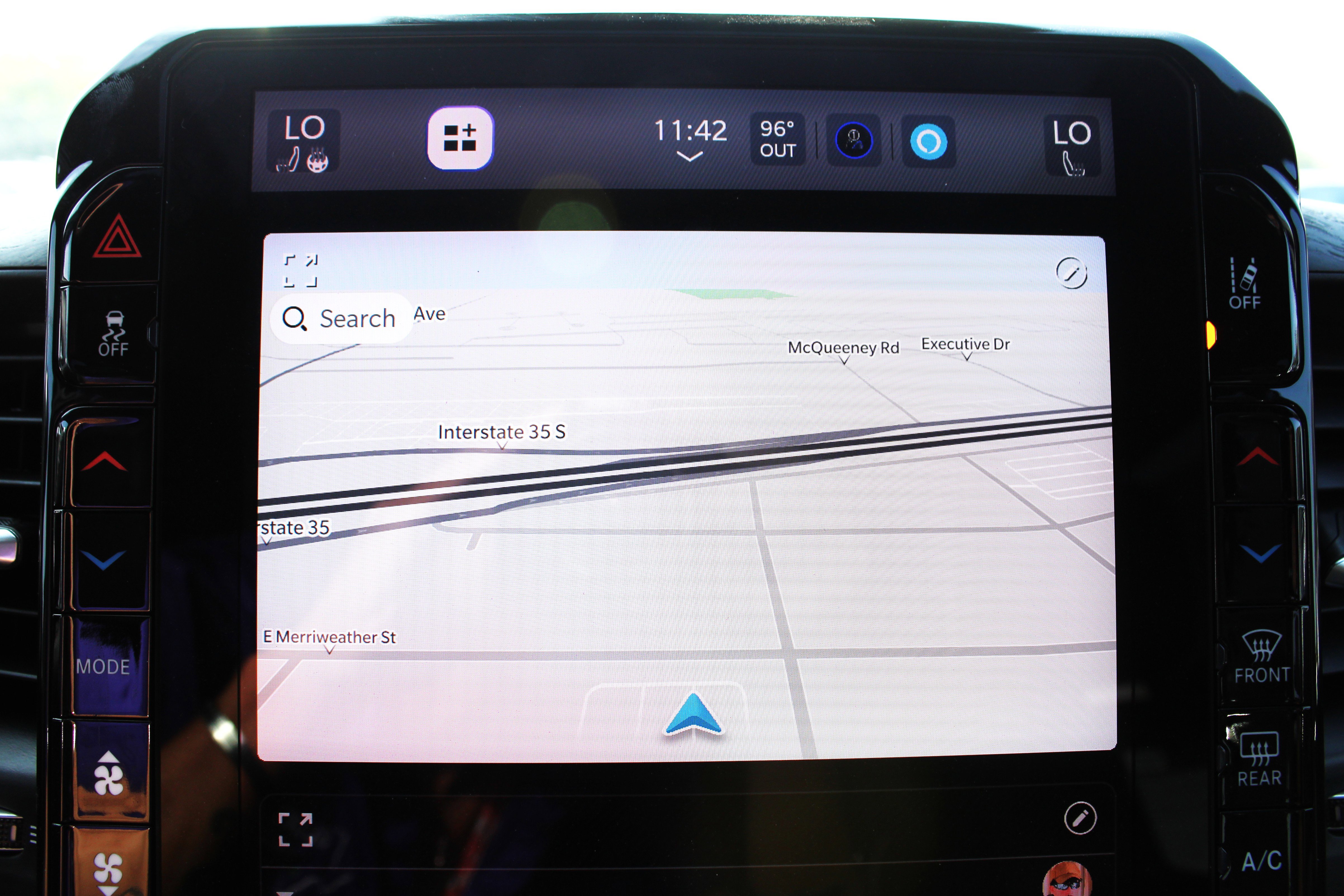 New 2025 RAM 3500 Limited image 15