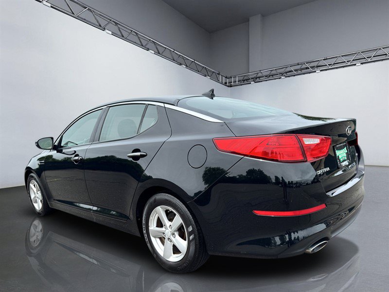 Used 2015 Kia Optima LX FWD image 5