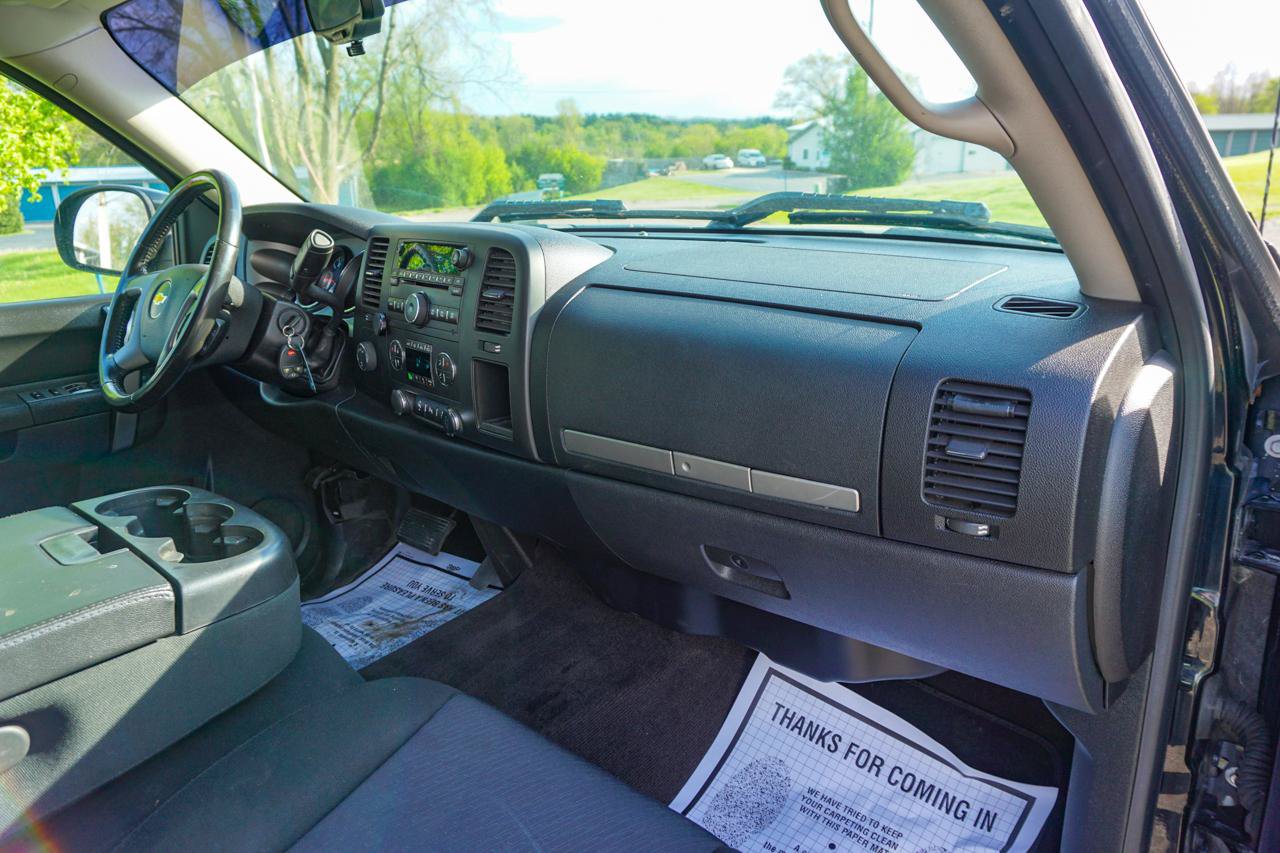 Used 2013 Chevrolet Silverado 1500 LT w/ All-Star Edition AWD/4WD image 23