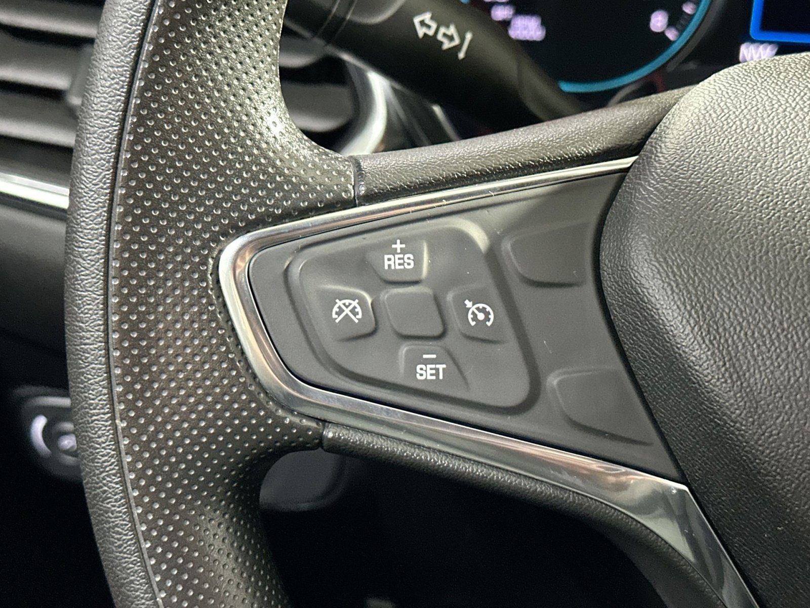 Used 2019 Chevrolet Equinox LT image 21