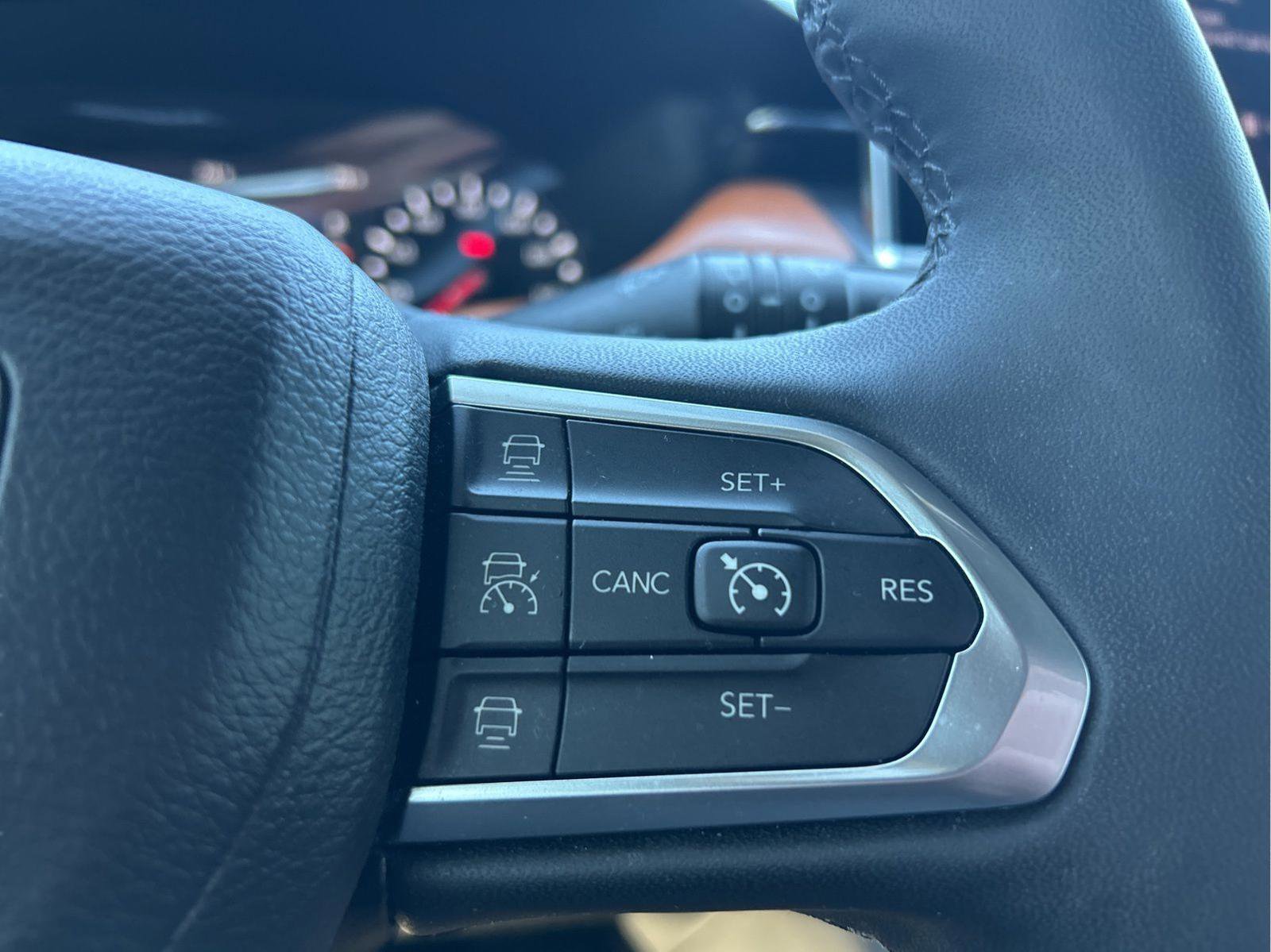 Certified 2023 Jeep Compass Limited w/ Sun and Sound Group image 22