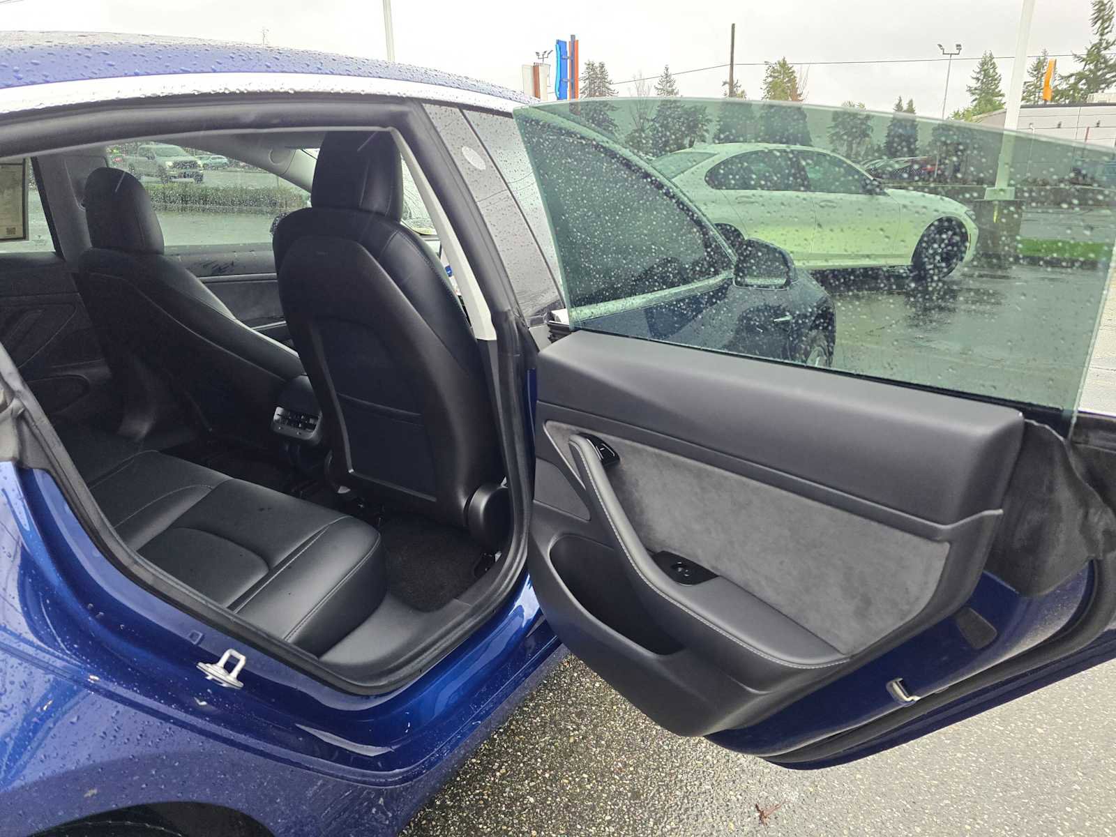 Used 2020 Tesla Model 3 Standard Range image 14