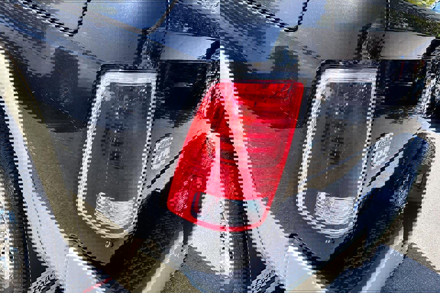 Used 2016 RAM 2500 Longhorn w/ Snow Chief Group image 28