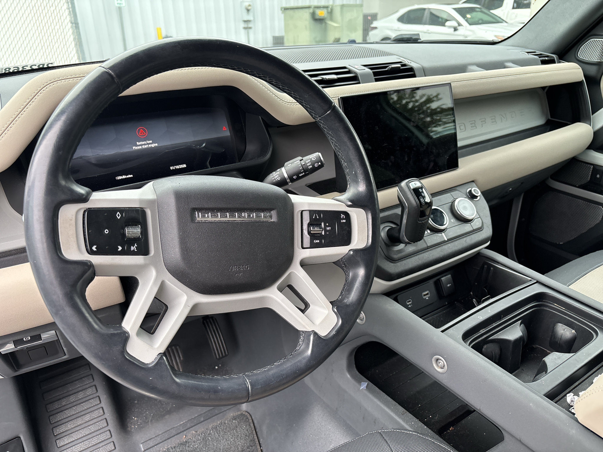Used 2023 Land Rover Defender 130 X-Dynamic SE AWD/4WD image 7