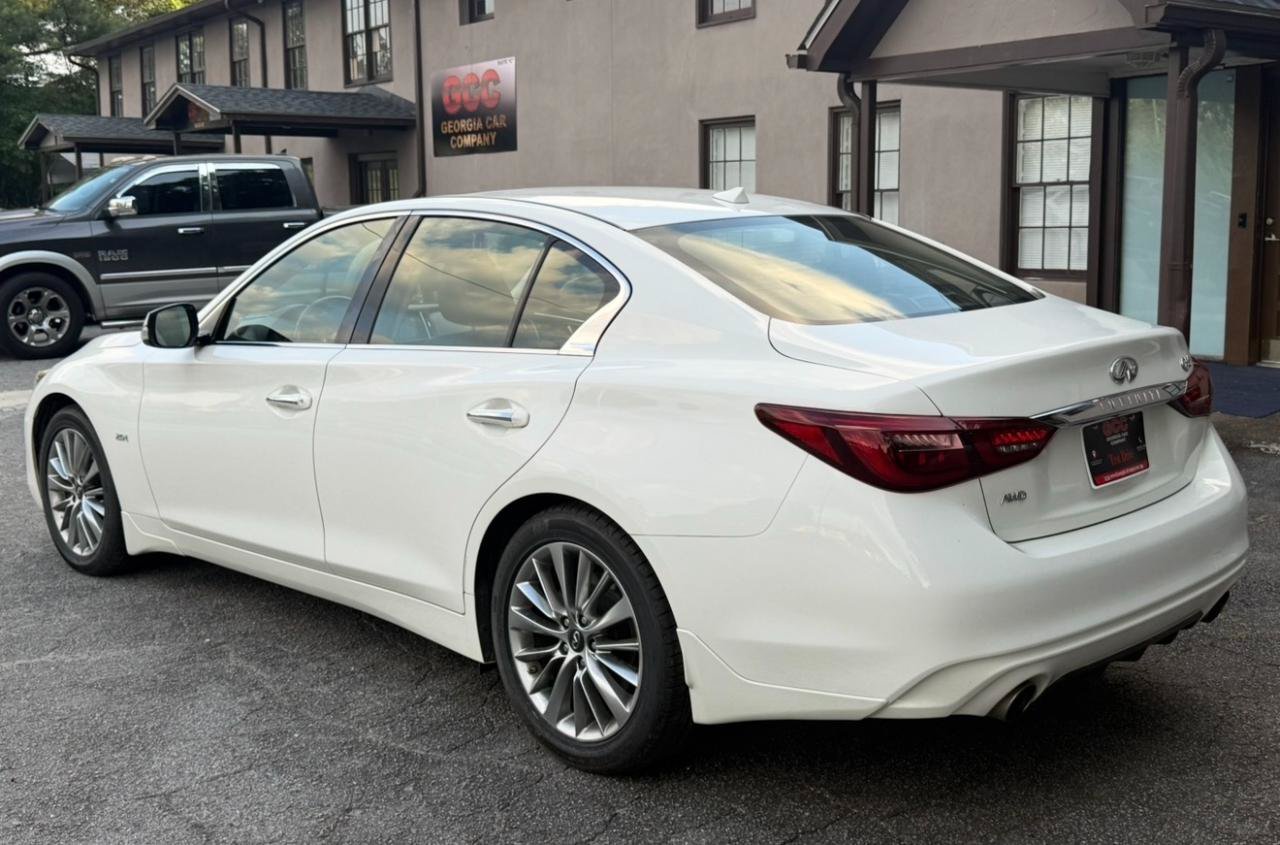 Used 2018 INFINITI Q50 Luxe w/ Essential Package (2.0T Luxe) AWD/4WD image 6