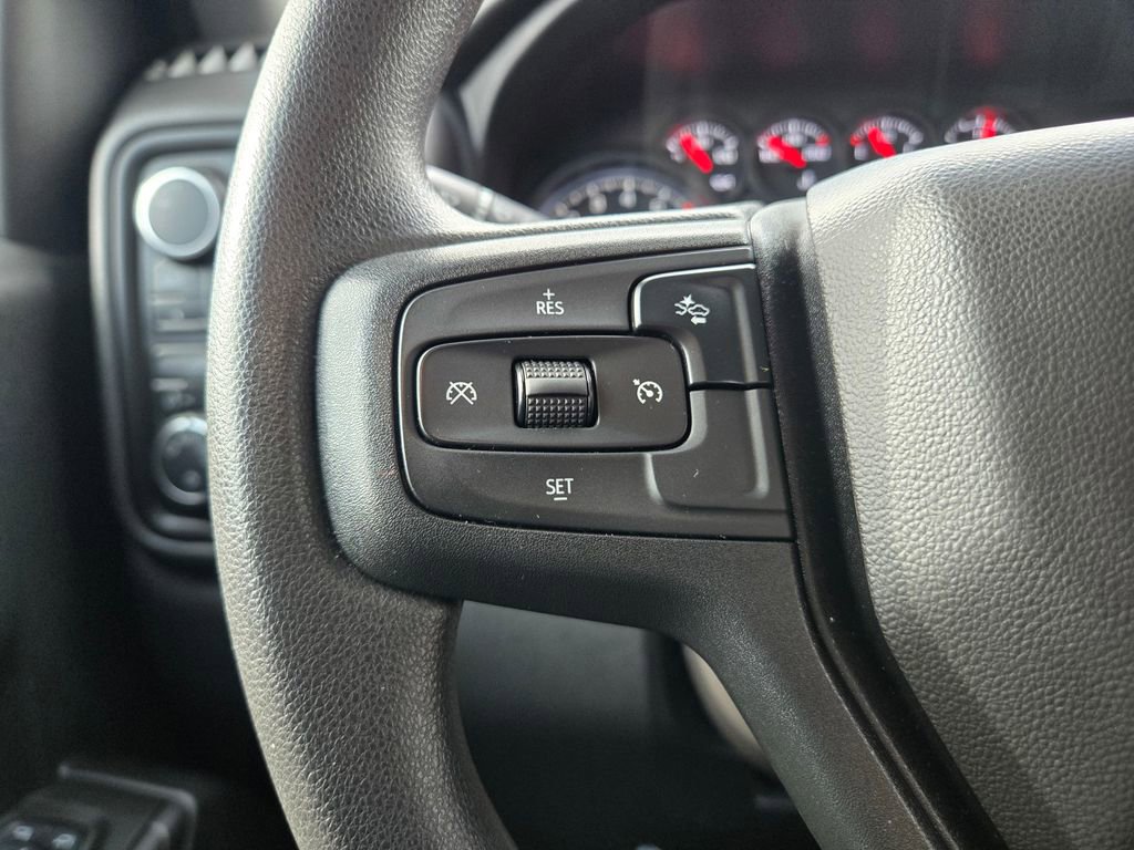 Certified 2025 Chevrolet Silverado 1500 Custom image 18