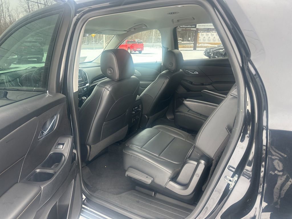 Used 2019 Chevrolet Traverse RS image 28
