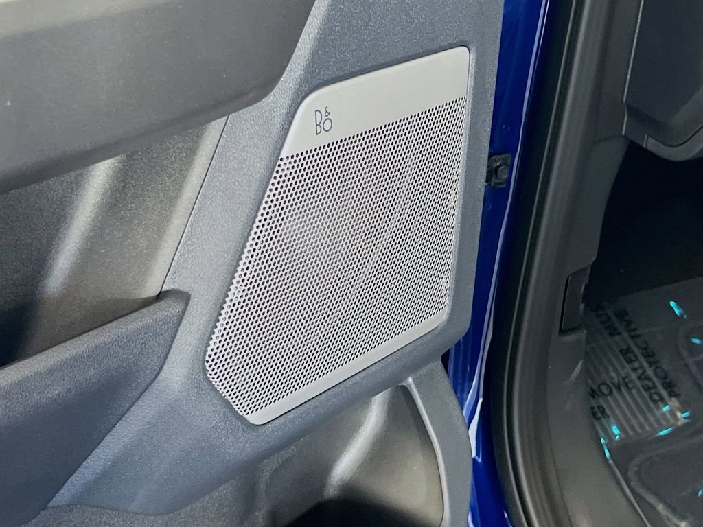 New 2026 Ford F350 Lariat w/ Black Appearance Package image 13