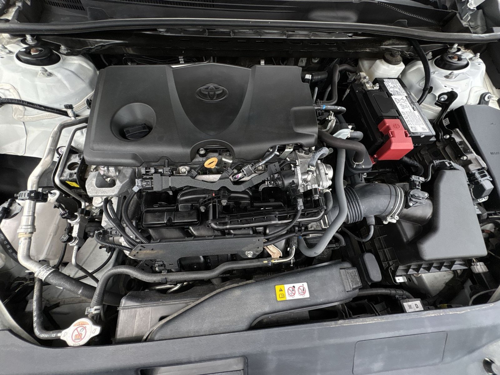 Used 2024 Toyota Camry LE FWD image 27