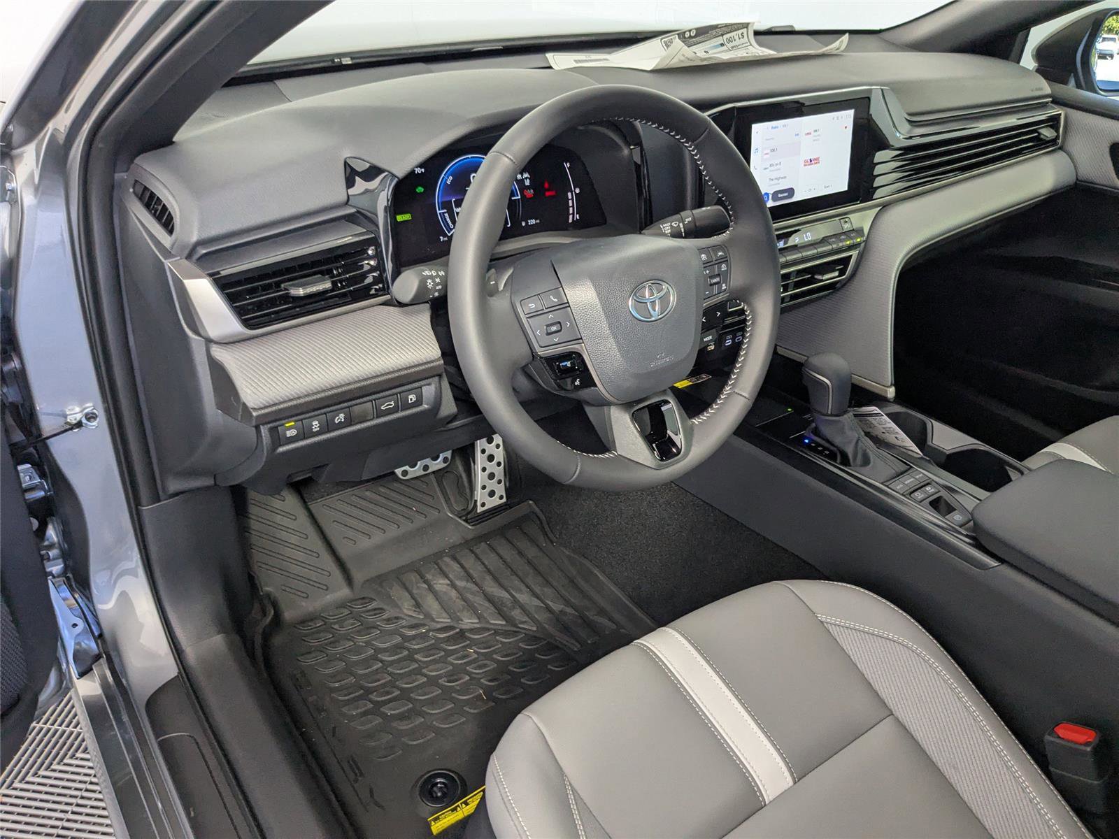 New 2026 Toyota Camry SE image 11