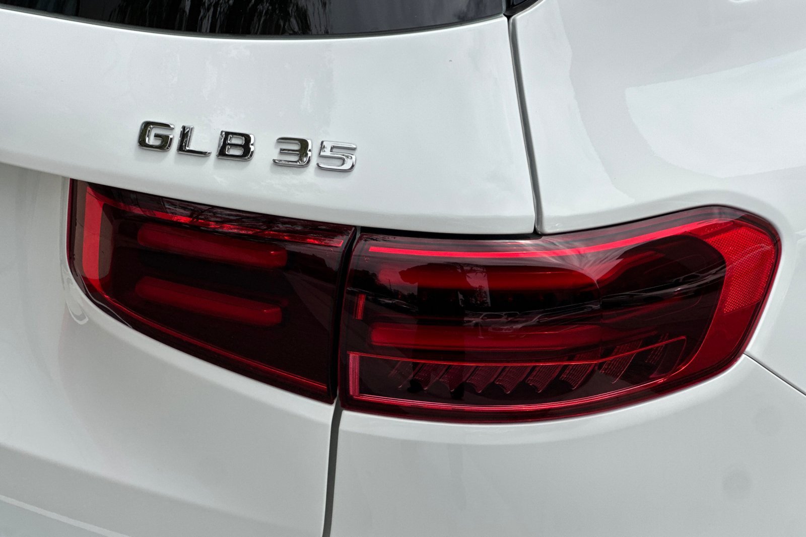New 2026 Mercedes-Benz GLB 35 AMG 4MATIC image 26