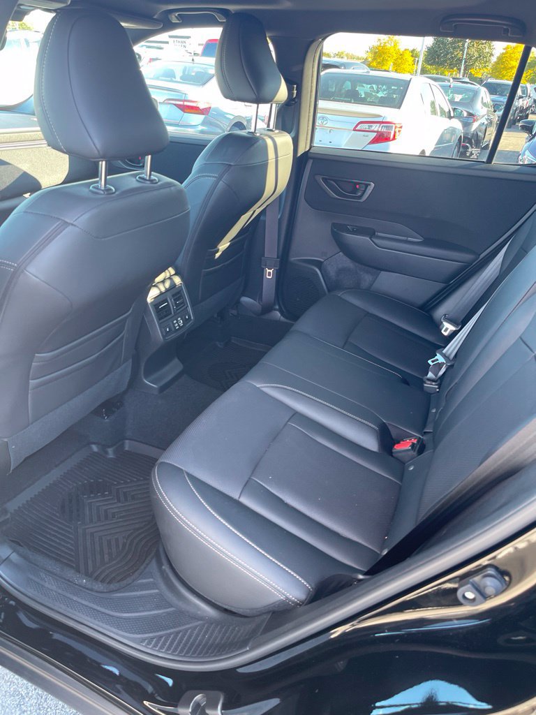 Used 2026 Subaru Outback Limited AWD/4WD image 6