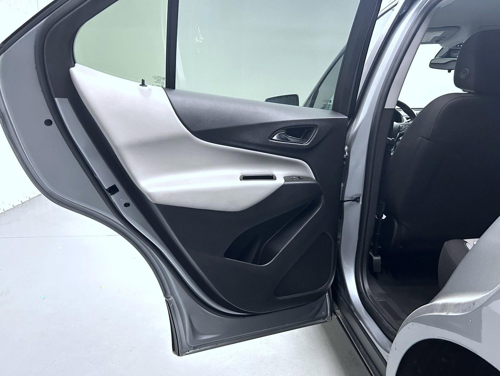 Used 2024 Chevrolet Equinox LT image 20