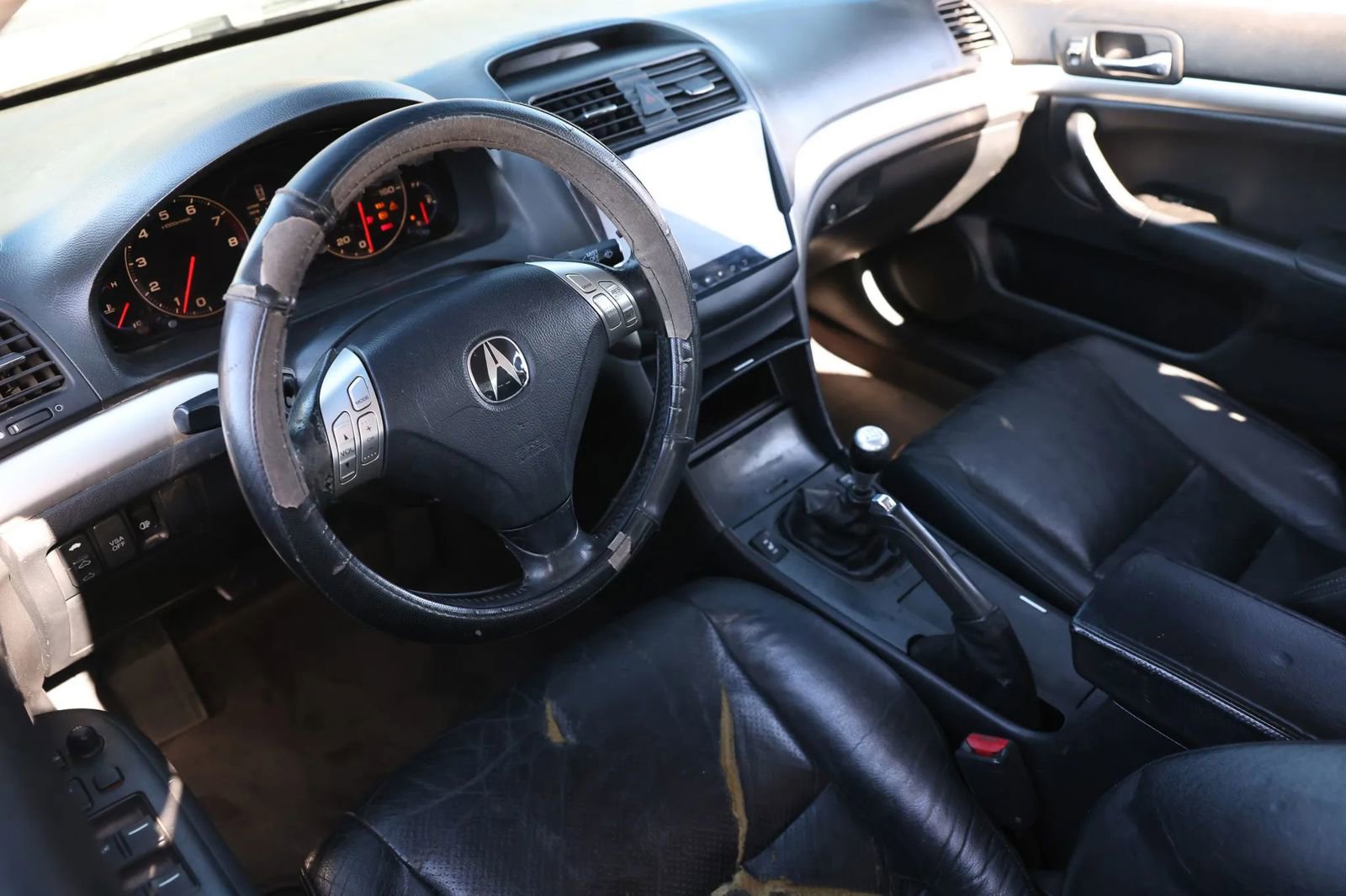 Used 2004 Acura TSX image 15