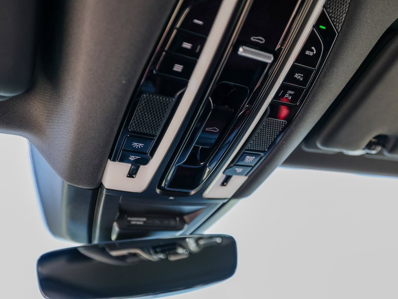 Certified 2023 Porsche Cayenne S Platinum image 21