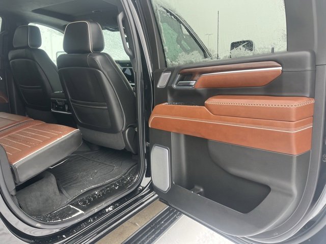Used 2024 GMC Sierra 2500 Denali Ultimate image 9