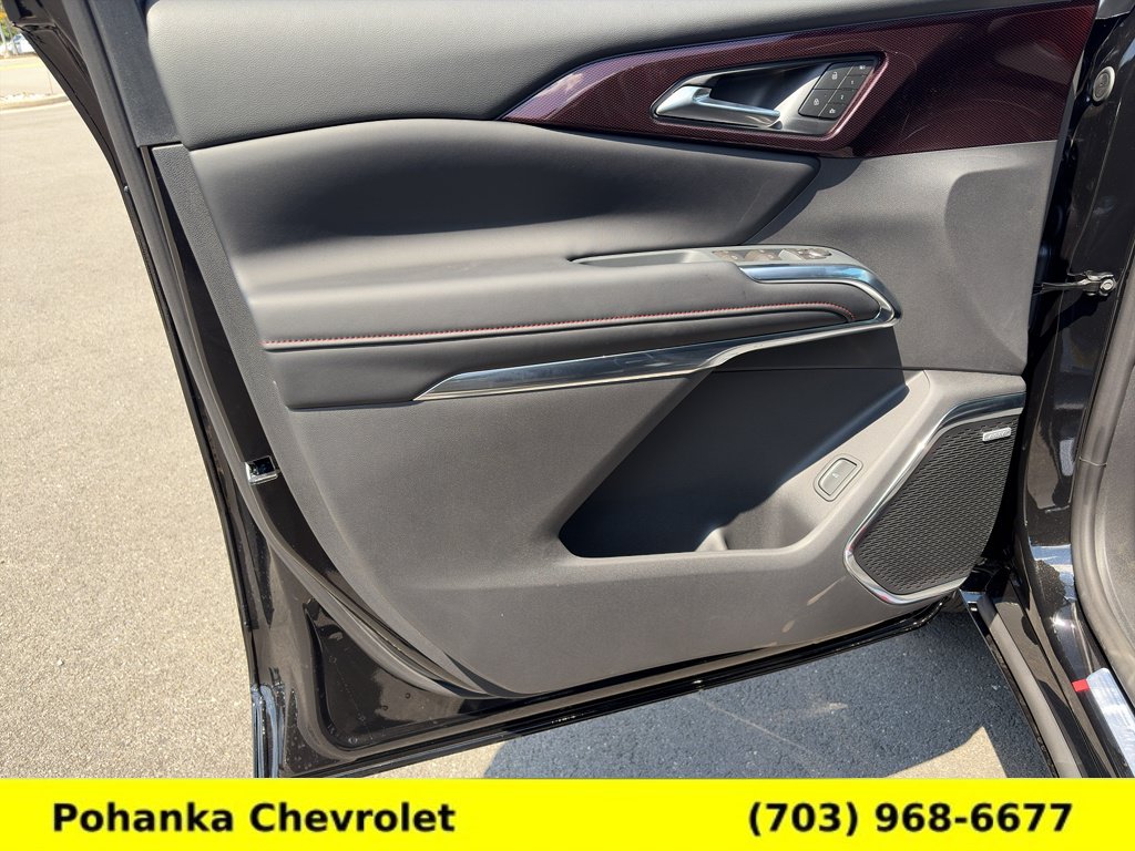 New 2027 Chevrolet Traverse RS w/ LPO, Floor Liner Package AWD/4WD image 23