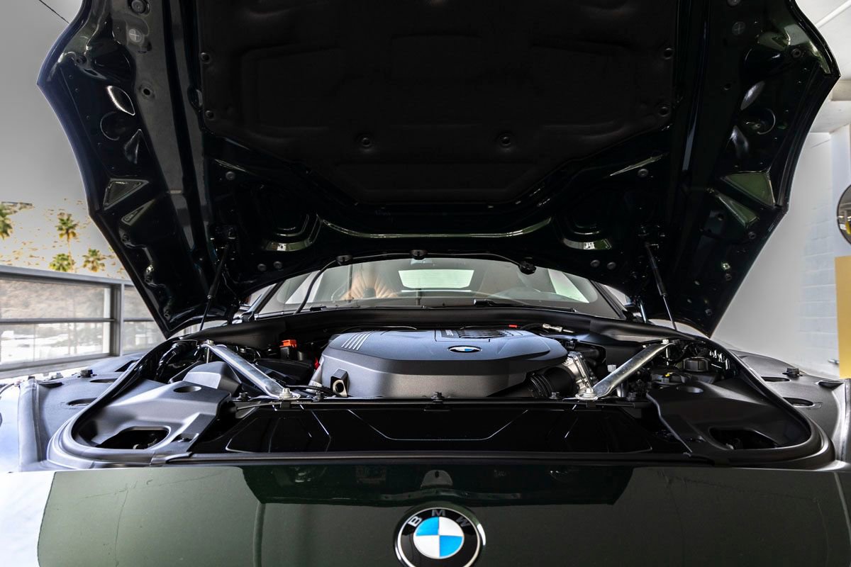 Certified 2025 BMW Z4 M40i w/ Edition image 29