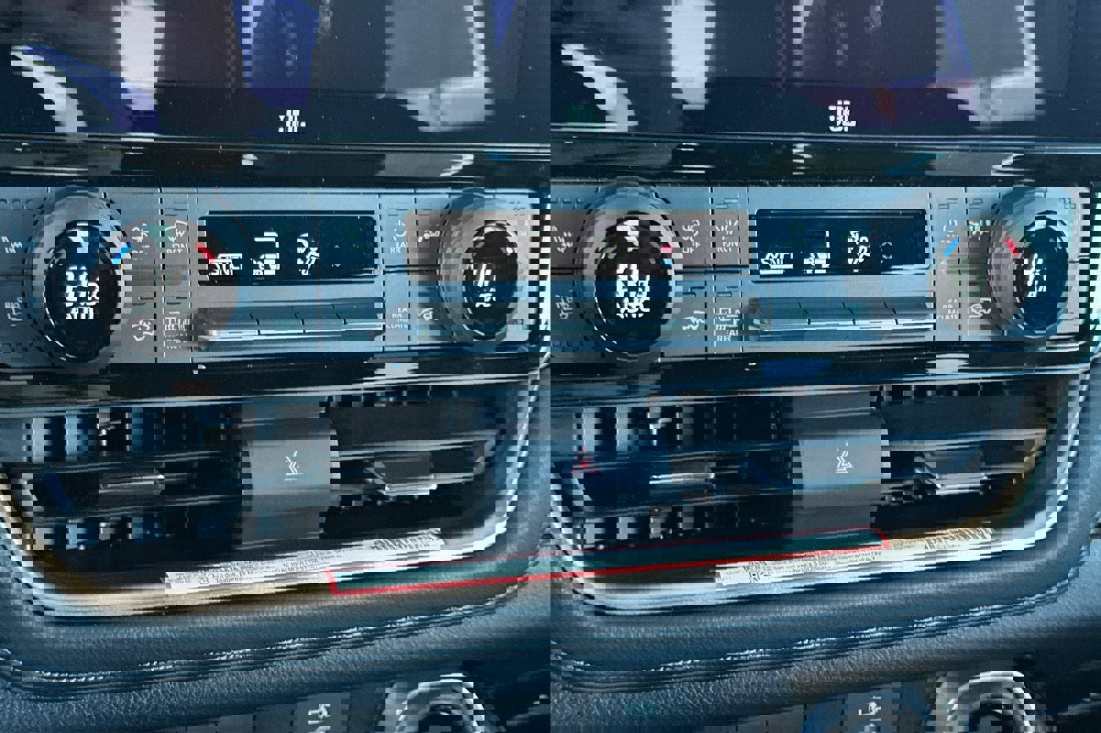 New 2026 Toyota Grand Highlander AWD Hybrid image 25