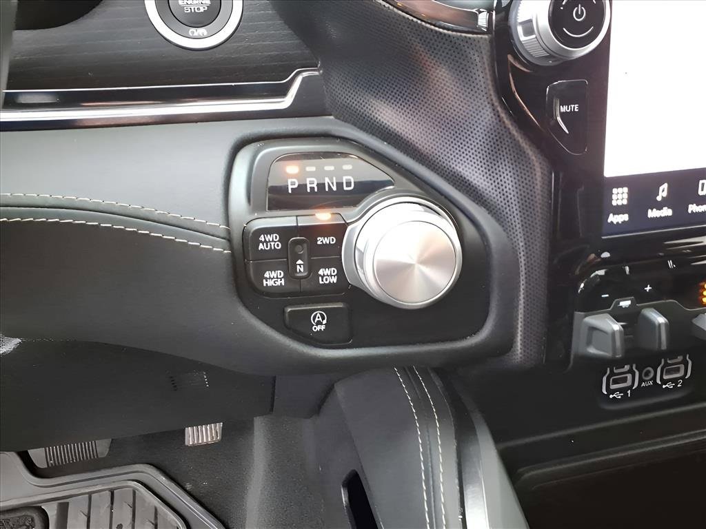 Used 2024 RAM 1500 Limited w/ Body Color Bumper Group image 17