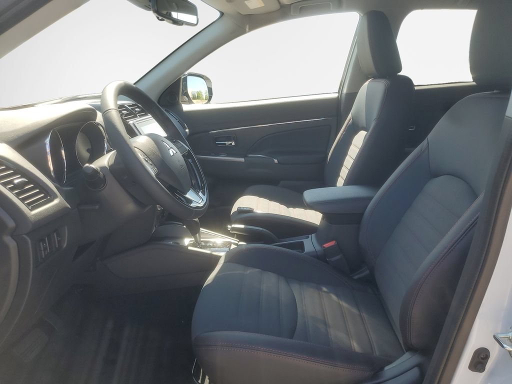 New 2026 Mitsubishi Outlander Sport SE AWD/4WD image 12