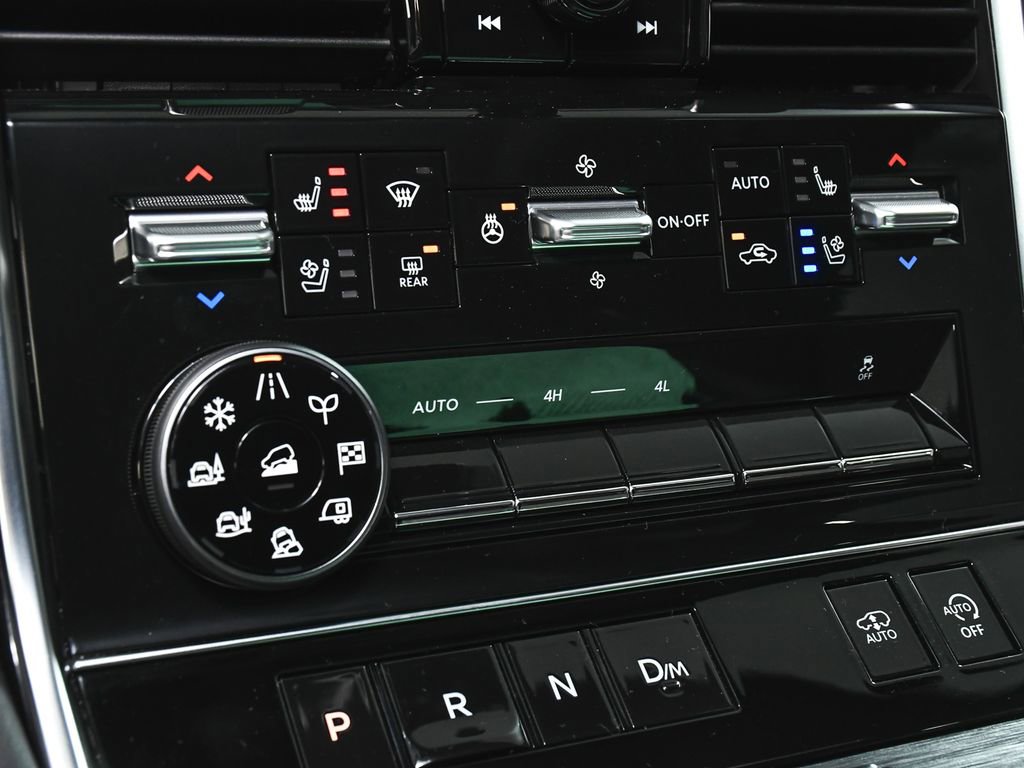 Used 2025 Nissan Armada Platinum Reserve AWD/4WD image 34