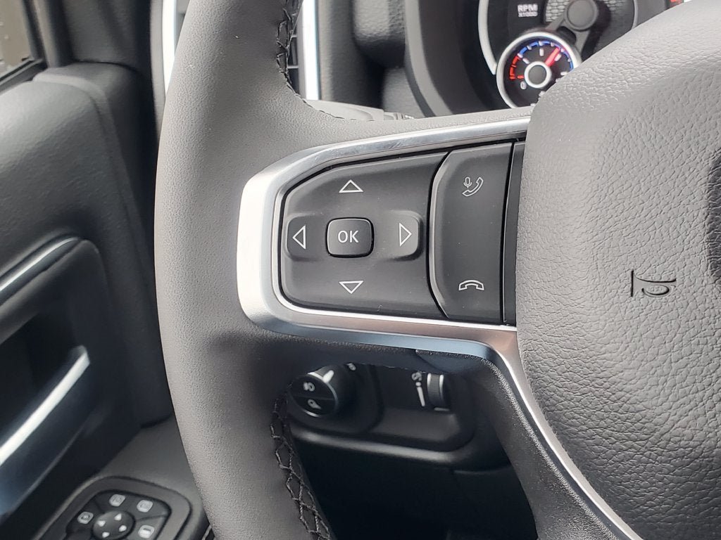 New 2027 RAM 3500 Big Horn AWD/4WD image 13