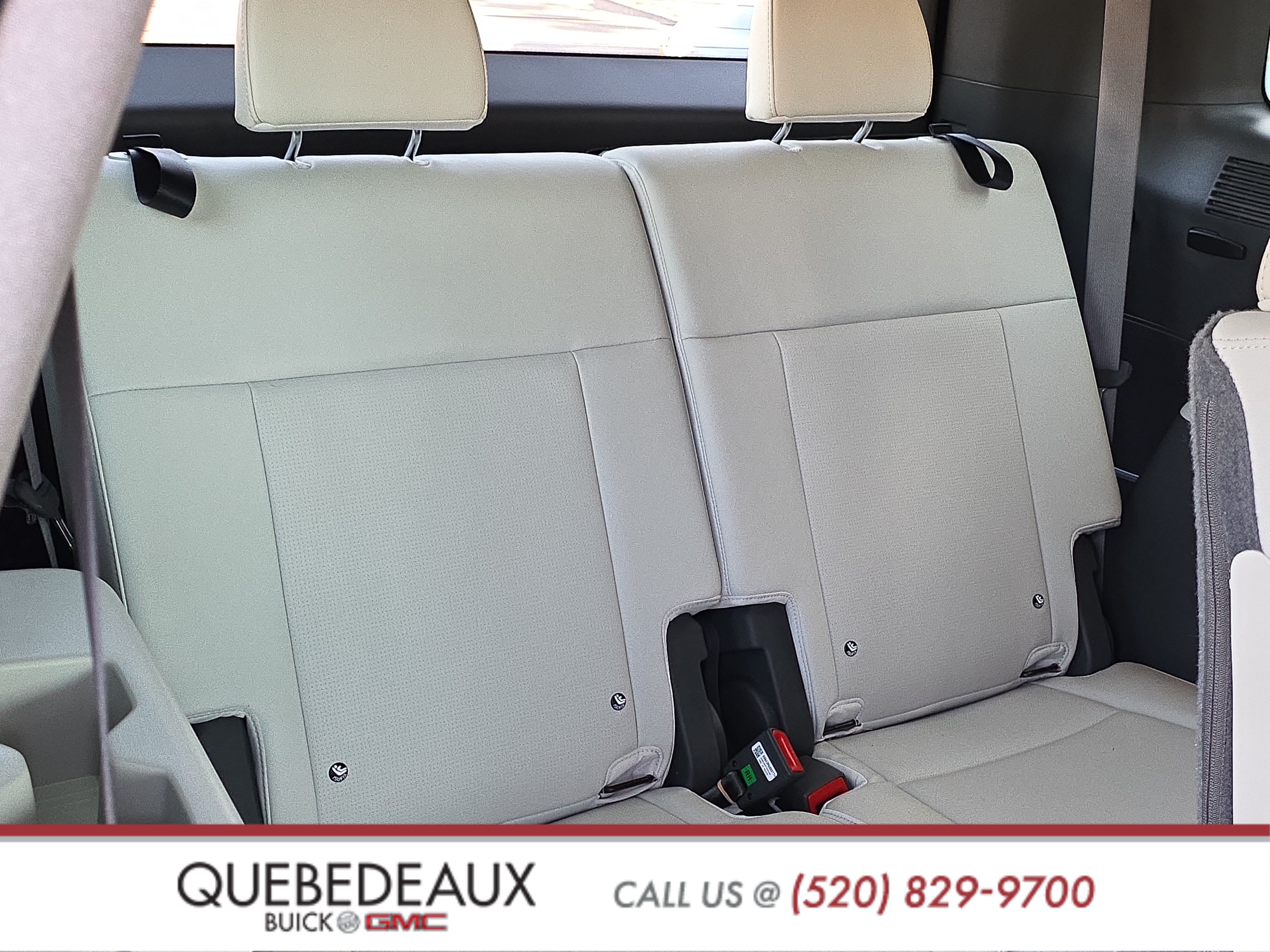 Used 2025 Hyundai Santa Fe Limited FWD image 29