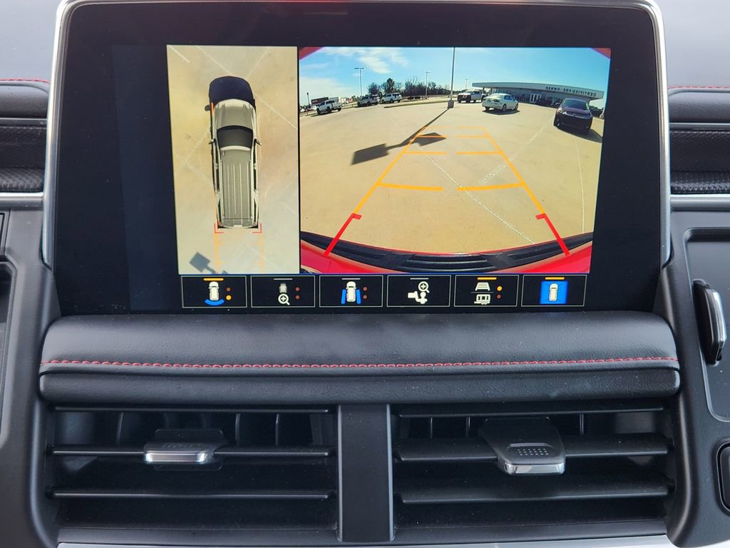 Used 2024 Chevrolet Suburban RST w/ Luxury Package image 24