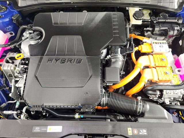 Certified 2025 Hyundai Elantra SEL FWD image 30