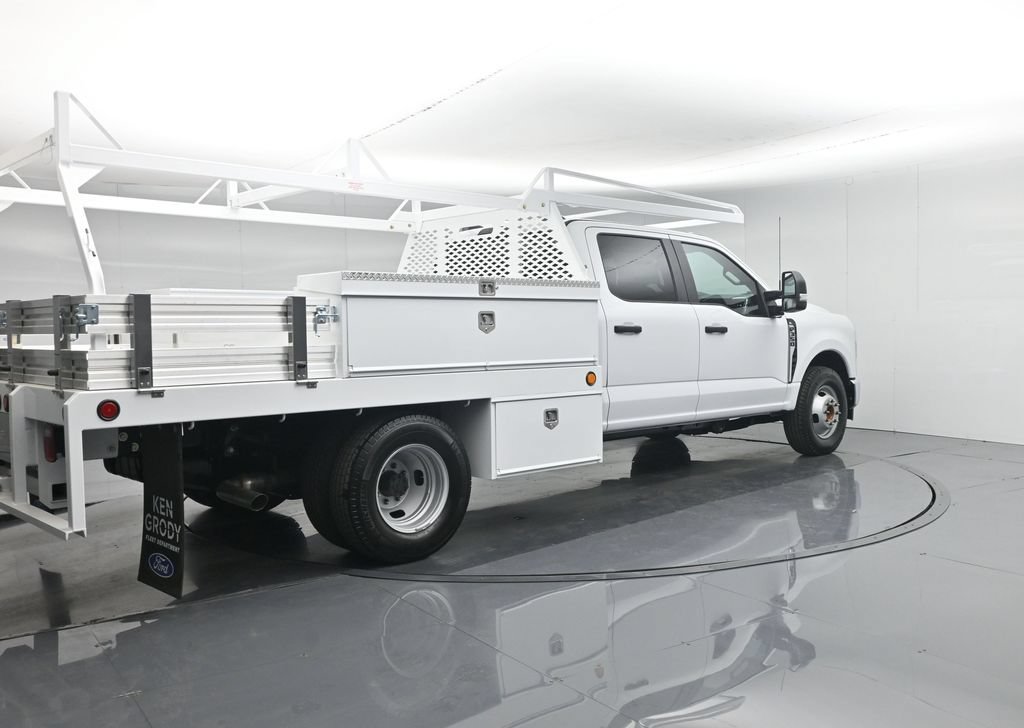 New 2026 Ford F350 XL w/ XL Chrome Package RWD image 33