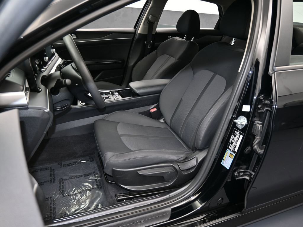 Used 2022 Kia K5 LXS image 26