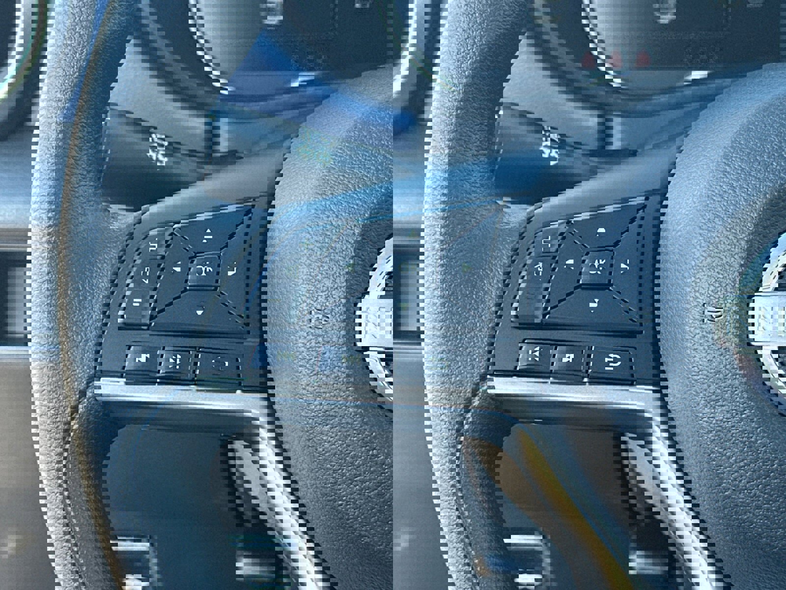 New 2025 Nissan Versa SV w/ Trunk Package image 24