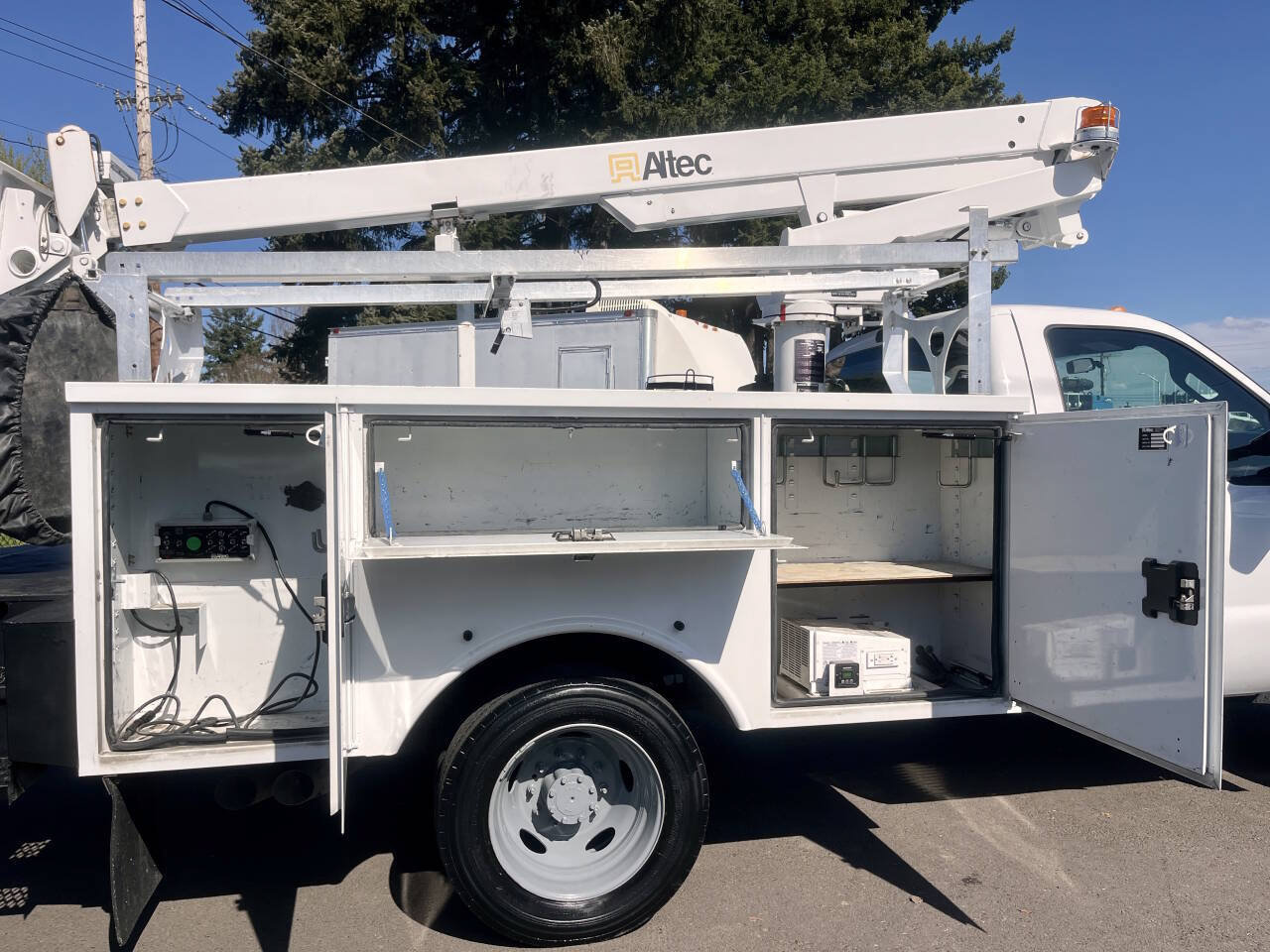 Used 2016 Ford F450 XL w/ Snow Plow Prep Package RWD image 19
