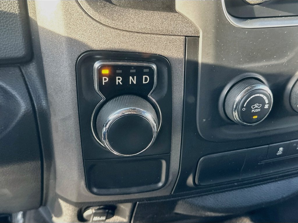 Used 2017 RAM 1500 Express RWD image 15
