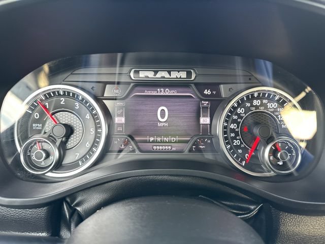 Used 2022 RAM 1500 Laramie AWD/4WD image 18