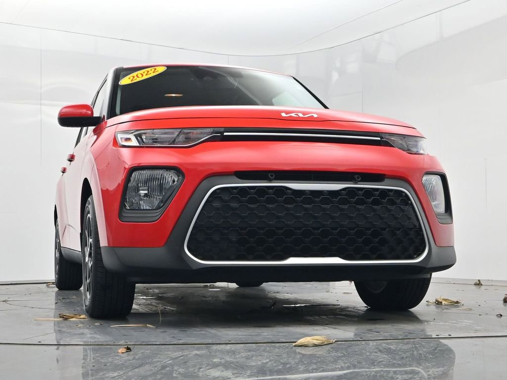 Certified 2022 Kia Soul LX w/ Technology Package image 32