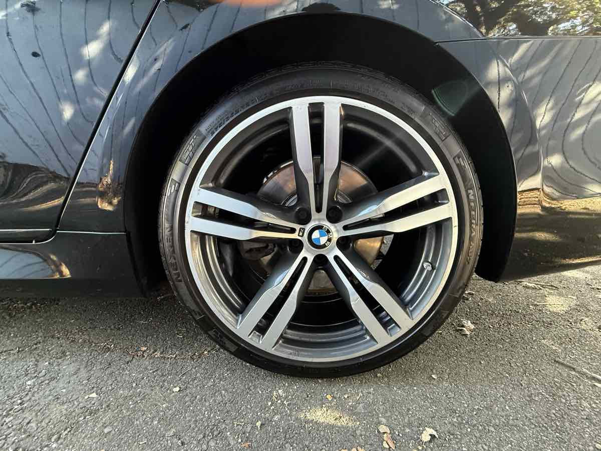 Used 2019 BMW 740i image 31