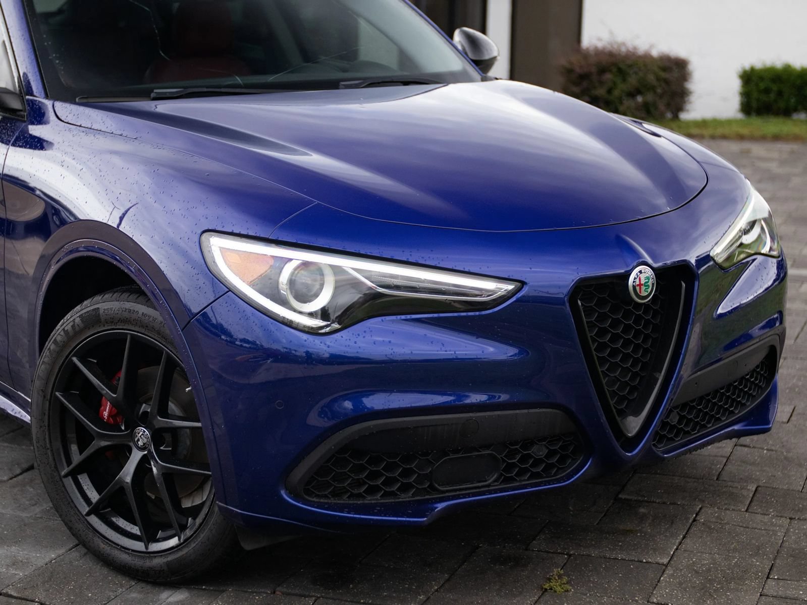 Used 2021 Alfa Romeo Stelvio Ti w/ Nero Edizione AWD/4WD image 3